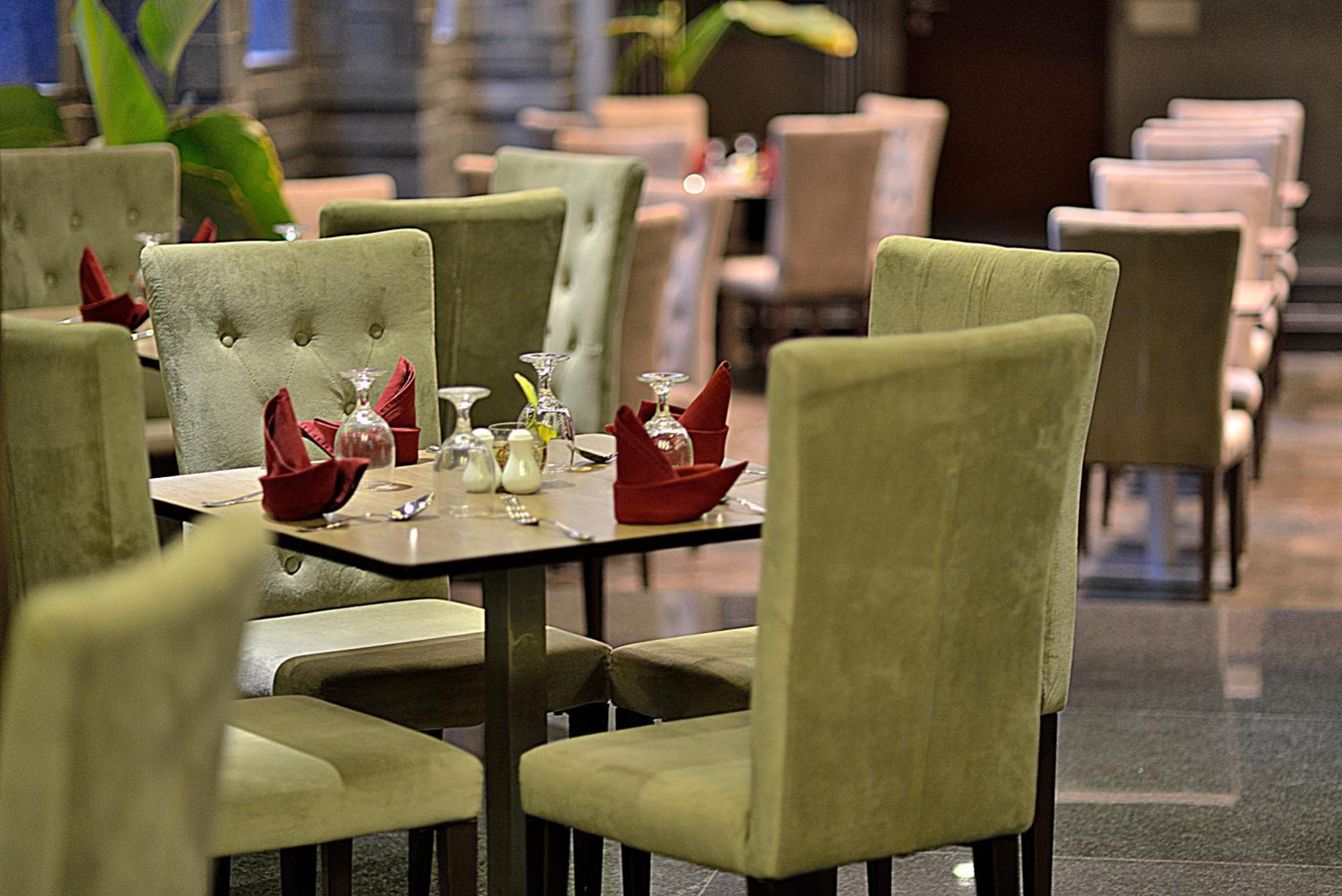 Serela Merdeka By Kagum Hotels Bandung Exterior photo